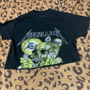 Metallica Black Graphic crop